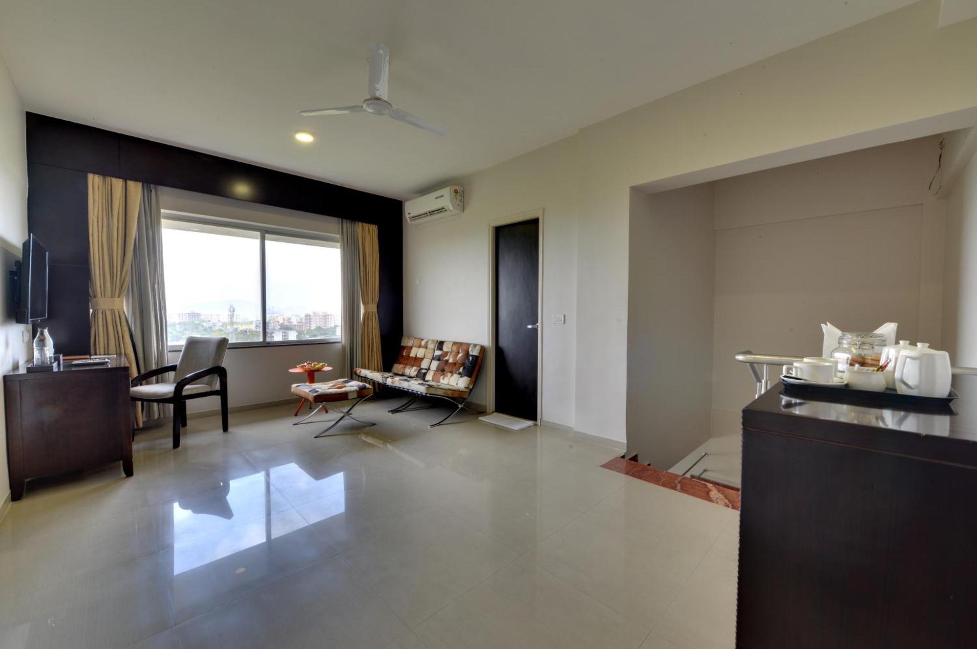 The Fern Residency, Vadgaon - Talegaon, Pune Exteriér fotografie