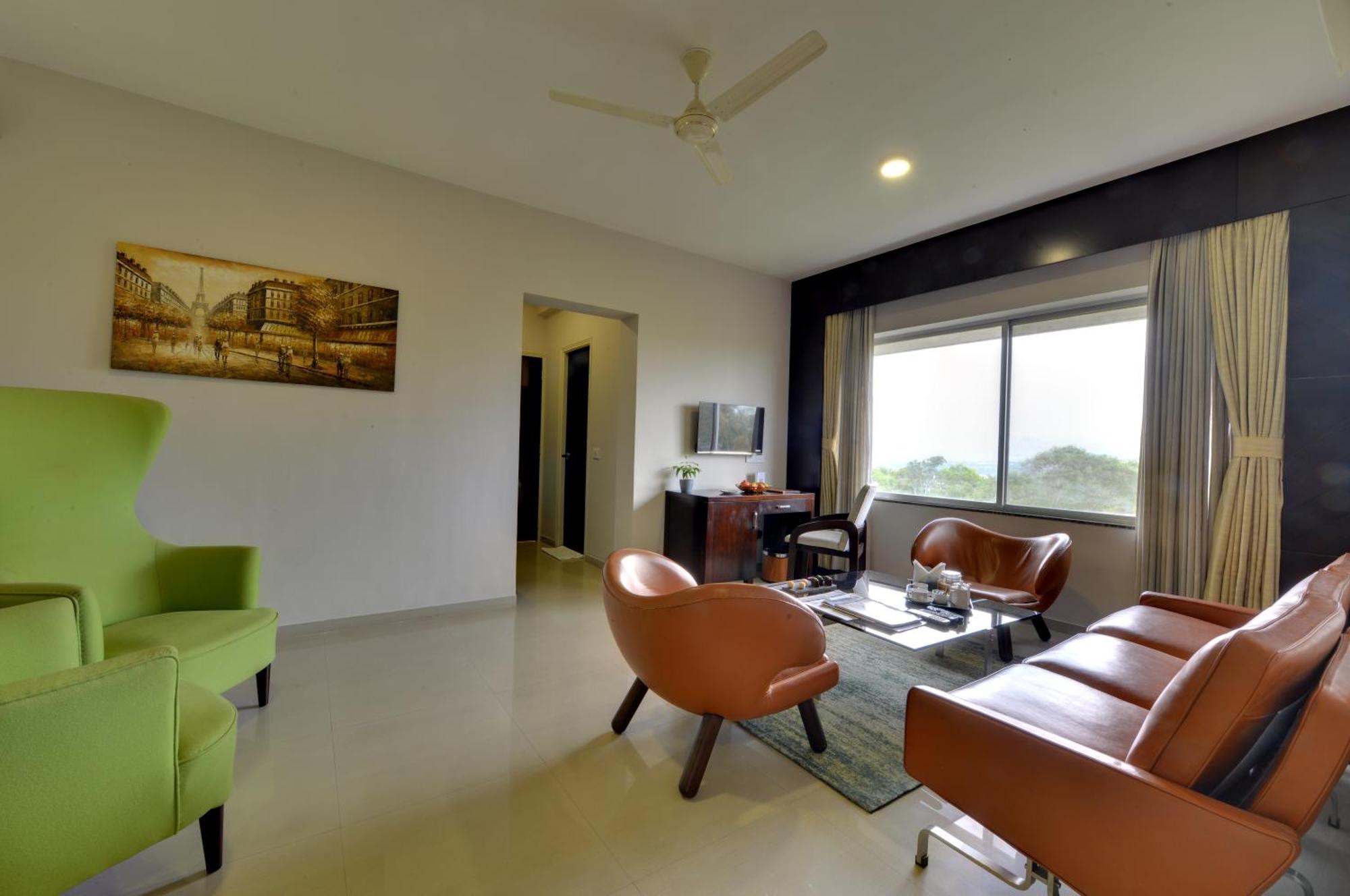 The Fern Residency, Vadgaon - Talegaon, Pune Exteriér fotografie