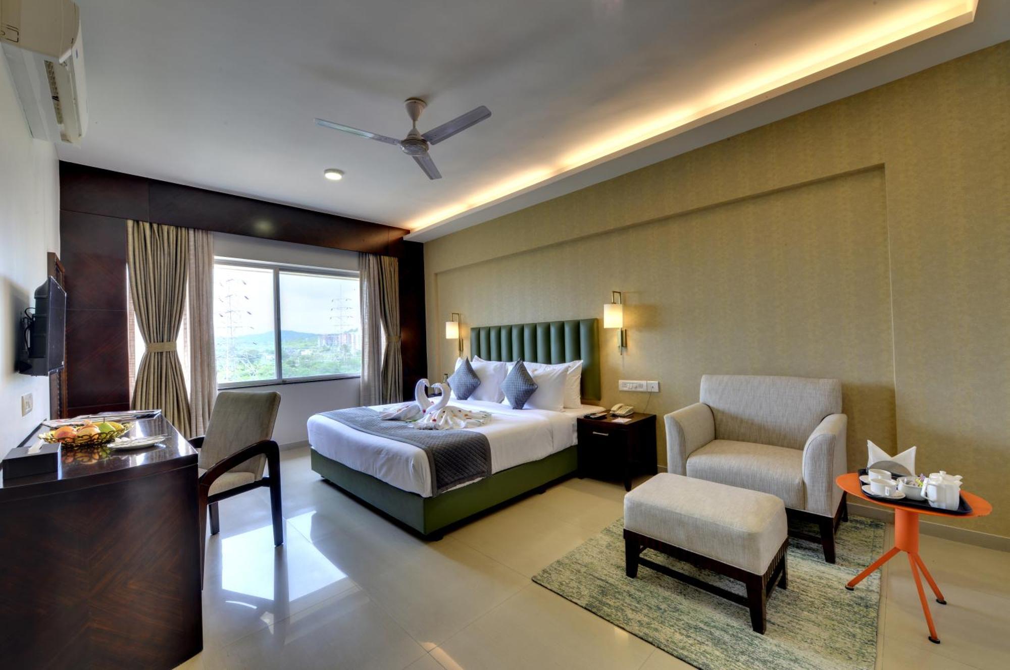 The Fern Residency, Vadgaon - Talegaon, Pune Exteriér fotografie